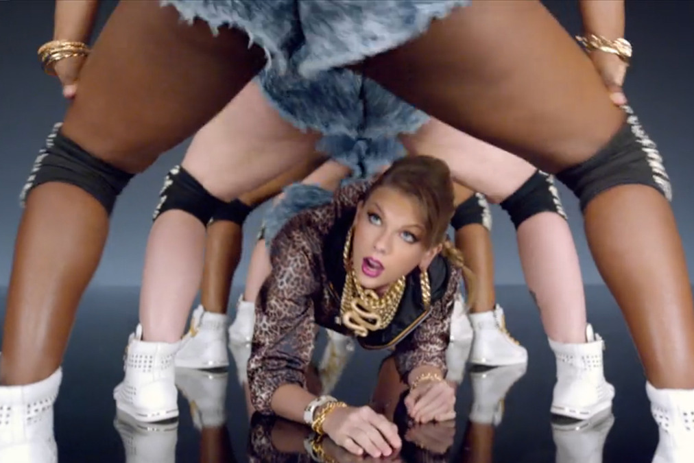 taylor-swift-shake-it-off-butts_article_story_large